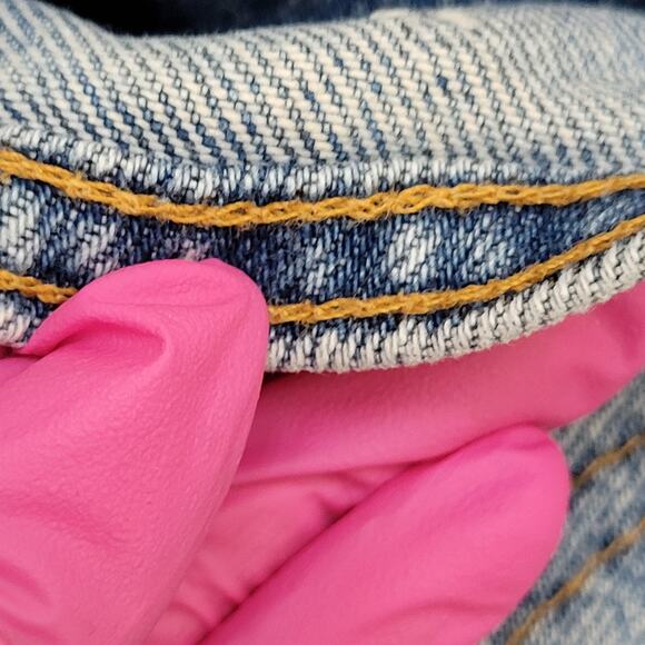 Vintage LEVIS 550 Extra-Baggy Jeans 35x29 Medium-Wash - Picture 8 of 16